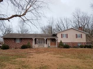 601 S 8th St, Benld, IL 62009