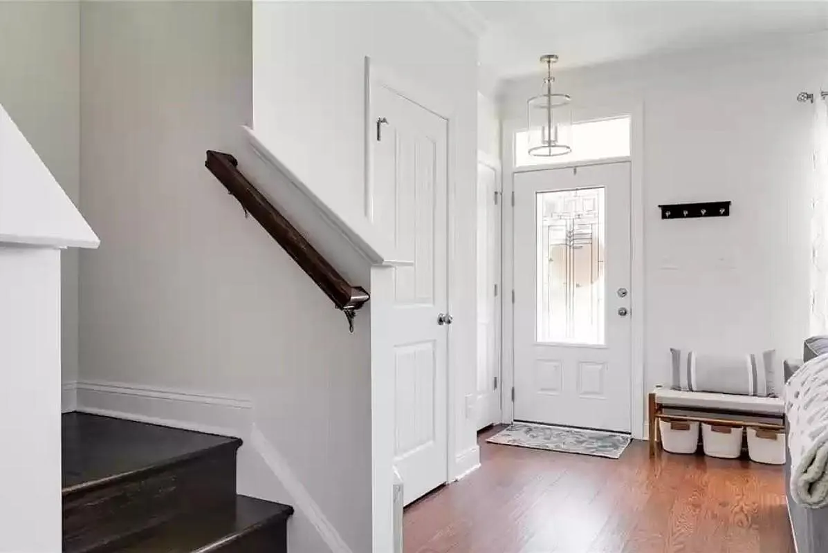 16908 Gossamer Dr — Photo 4