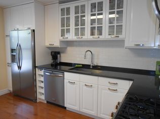 7814 Painted Daisy Dr, Springfield, VA 22152
