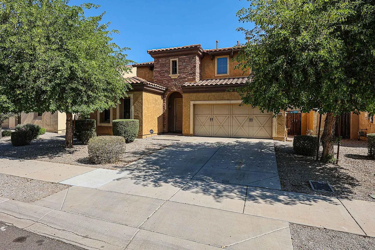 Building Photo - 16982 W Rio Vista Ln