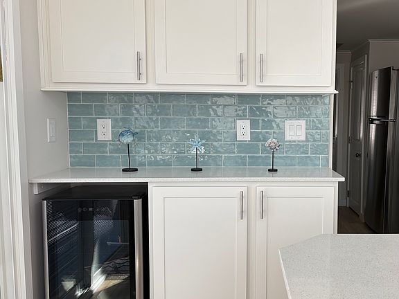 3rd image of 34015 Avalon St #R