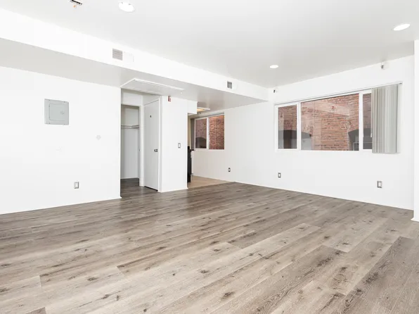 724 S Berendo St APT 3C, Los Angeles, CA 90005