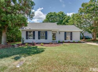 5512 Wood Pond Ct, Raleigh, NC 27610