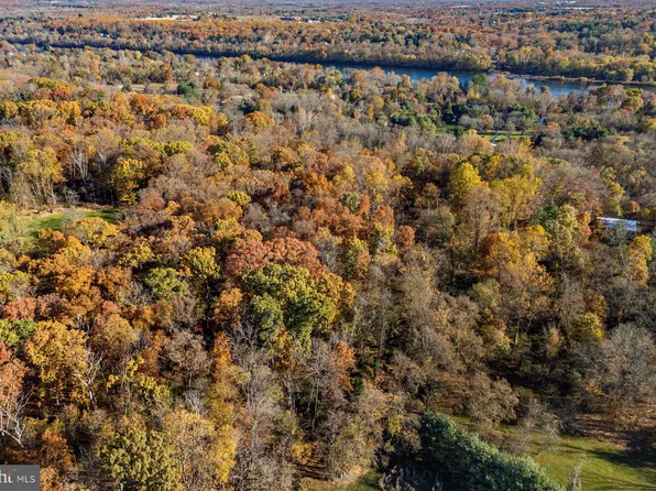 945 Taylorsville Rd Lot B, Washington Crossing, PA 18977