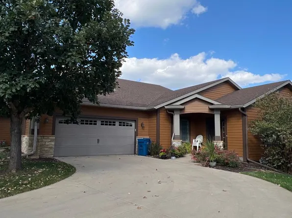 694 Panorama Cir NW, Rochester, MN 55901