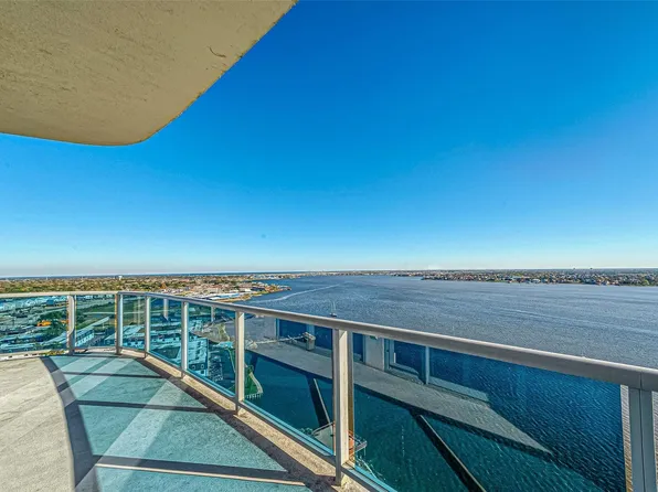 4821 Nasa Pkwy APT 22E, Seabrook, TX 77586