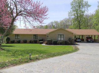 190 Camp Rd, Moneta, VA 24121