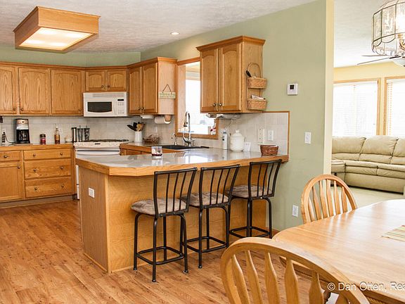 5th image of 6615 Summer Shores Dr SE