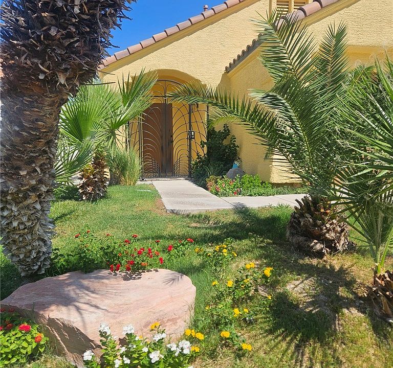 1st image of 4440 Minaret Way