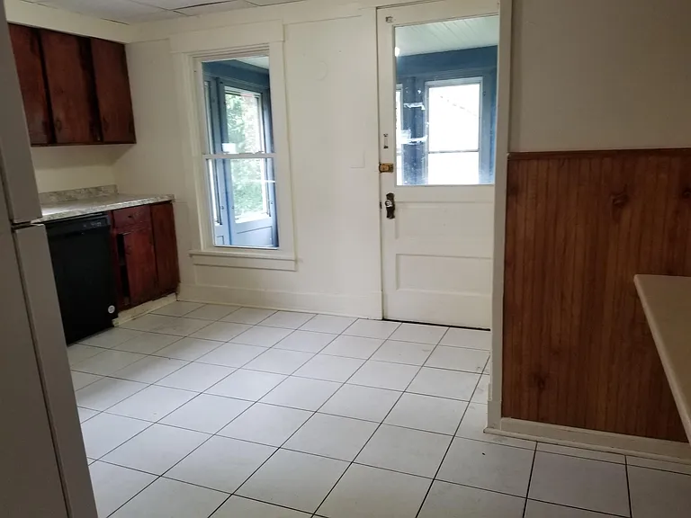 113 Fayette St — Photo 6
