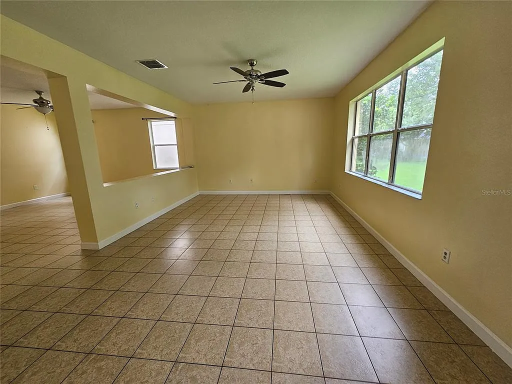 3 bed, 2.0 bath, 1925 sqft, $2,150 — Photo 4
