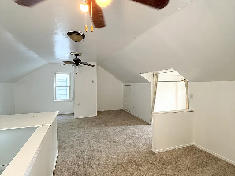 11715 Minock St — Photo 11