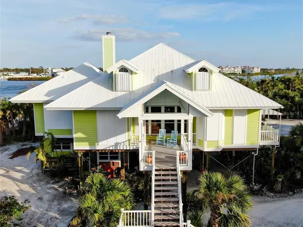 7 Pointe Way, Placida, FL 33946