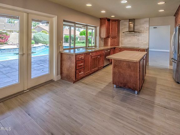 3rd image of 16407 N 61ST Place