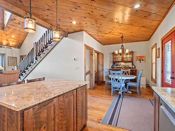 12th image of this home