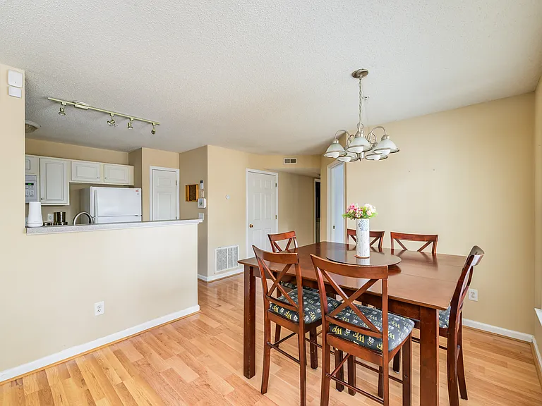 813 Timberline Ridge Ct — Photo 5