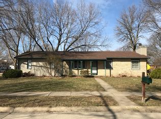 1940 Grantwood Dr, Iowa City, IA 52240