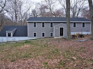3 Coachman Pike, Ledyard, CT 06339