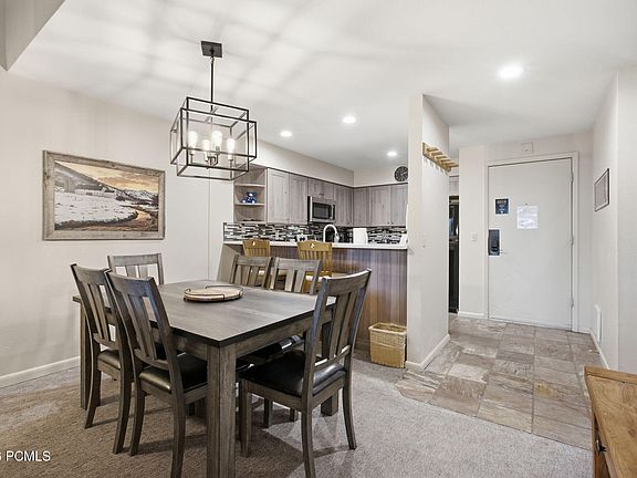 5th image of 405 Silver King Dr #127