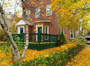 28 Forest St #1, Somerville, MA 02143