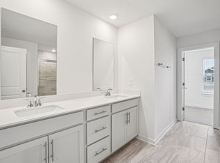 2389 Woodmeadow Dr, Clarksville, TN 37043