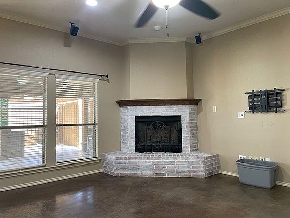 5th image of 3320 Sagemont Dr