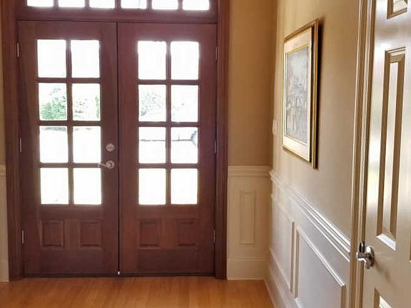 3rd image of 4323 Sunset Beach Cir