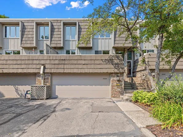 10304 Berkshire Rd, Bloomington, MN 55437