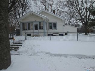 831 N Fairfax Ave, Sioux Falls, SD 57103