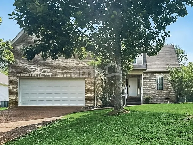 1914 Amacher Dr — Photo 1