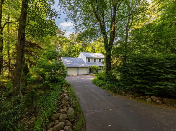 8 Silversmith Road, Farmington, CT 06085