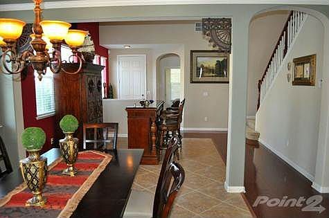 5th image of 7173 Roycroft Dr