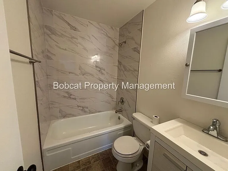 1501 N Edmonds Dr #A — Photo 16