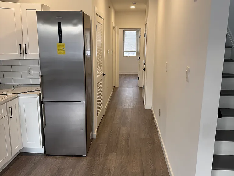 2631 Oakford St #3 — Photo 8