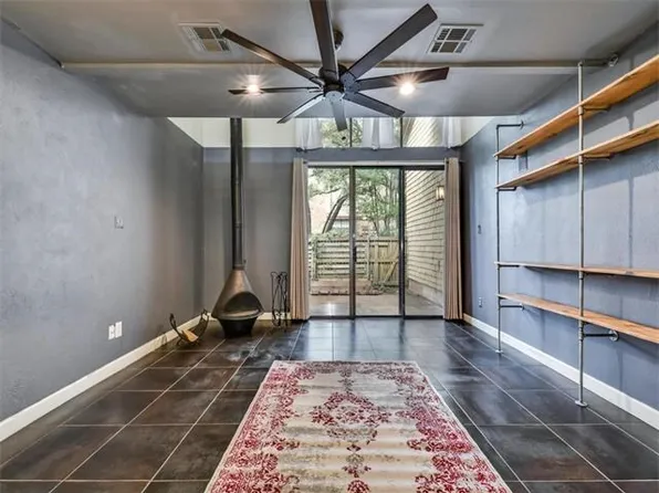 7122 Wood Hollow Dr APT 82, Austin, TX 78731