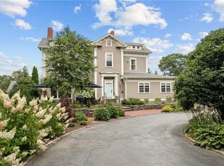 129 Rumstick Rd, Barrington, RI 02806