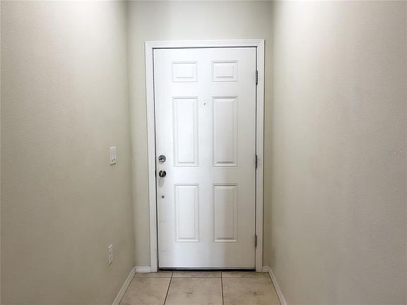 4th image of 4710 White Sanderling Ct