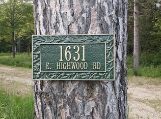 1631 E Highwood Rd, Beaverton, MI 48612