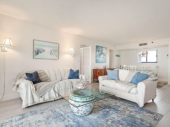 4th image of 100 Ocean Trail Way #1003