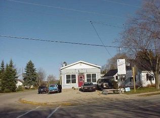 159 W Main St, Shawano, WI 54124