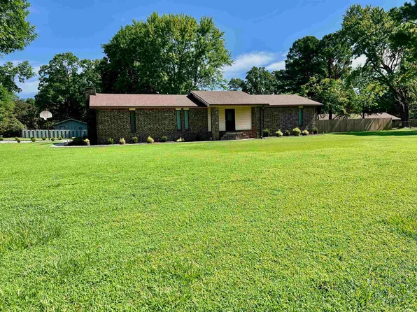 4 Chamblee Cir, Batesville, AR 72501
