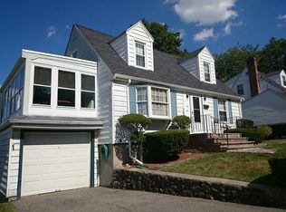 19 Peak Hill Rd, West Roxbury, MA 02132