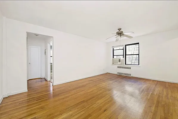 Rented by CENTURY 21 Full Service Realty | media 7