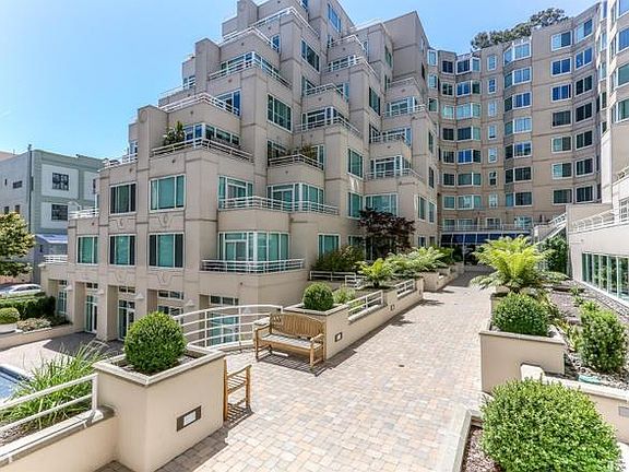 4th image of 220 Lombard St APT 218