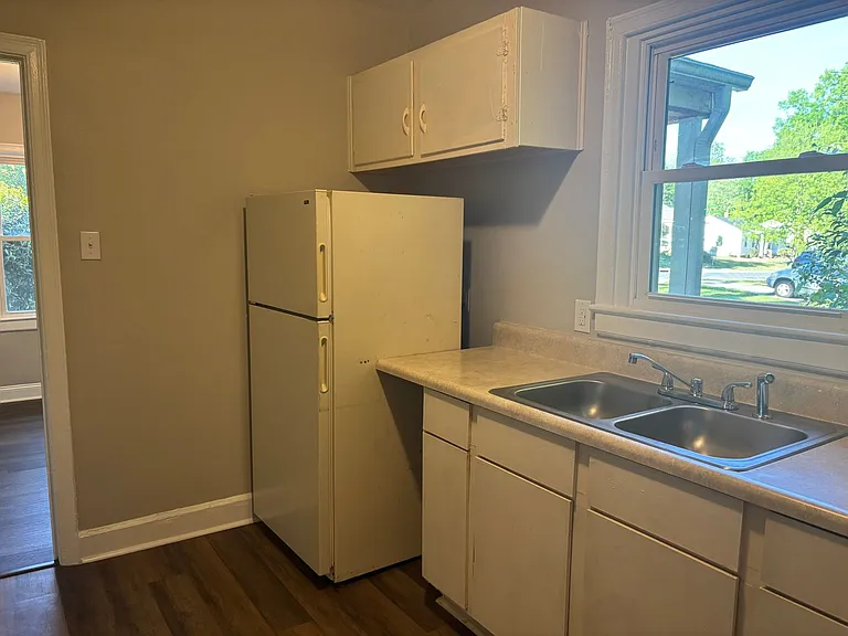 2565 Brentwood Pl — Photo 23