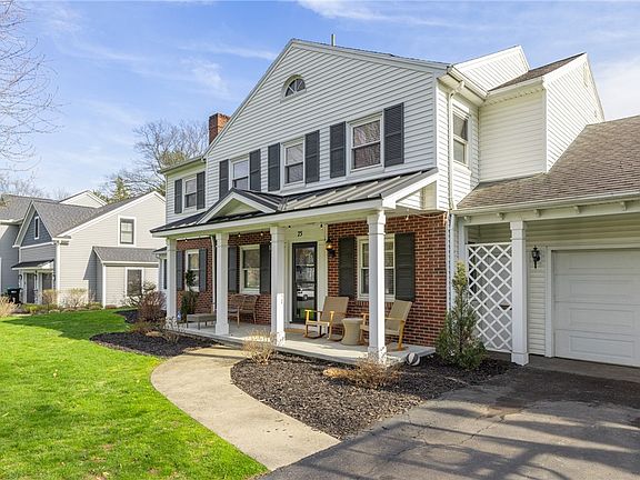 3rd image of 75 Pickwick Dr