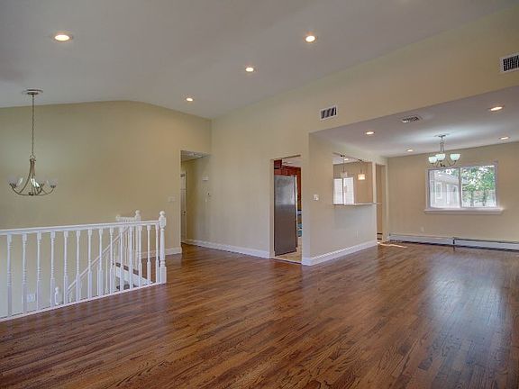 2nd image of 272 Cameo Ct
