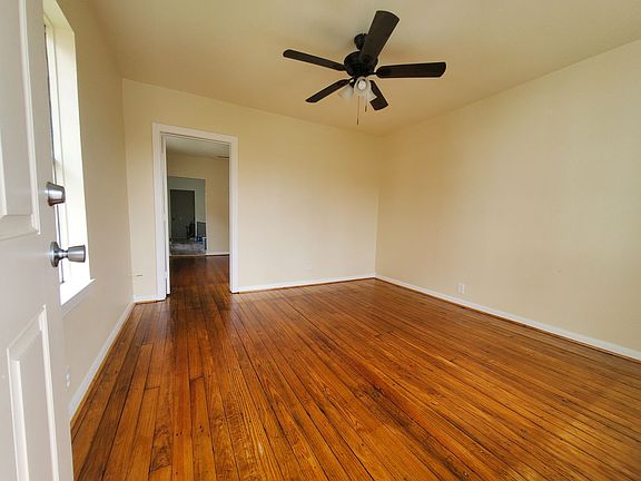 4th image of 2608 Avenue L Unit 3