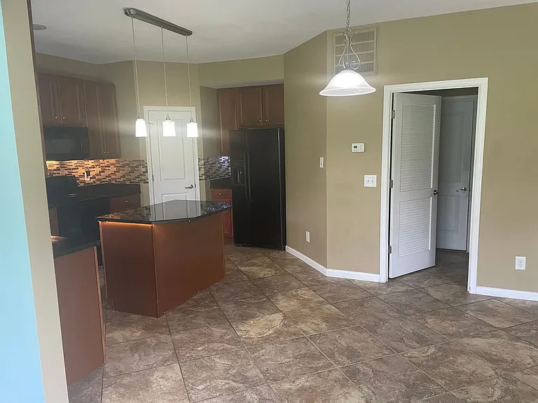 109 Gupton Ct — Photo 4