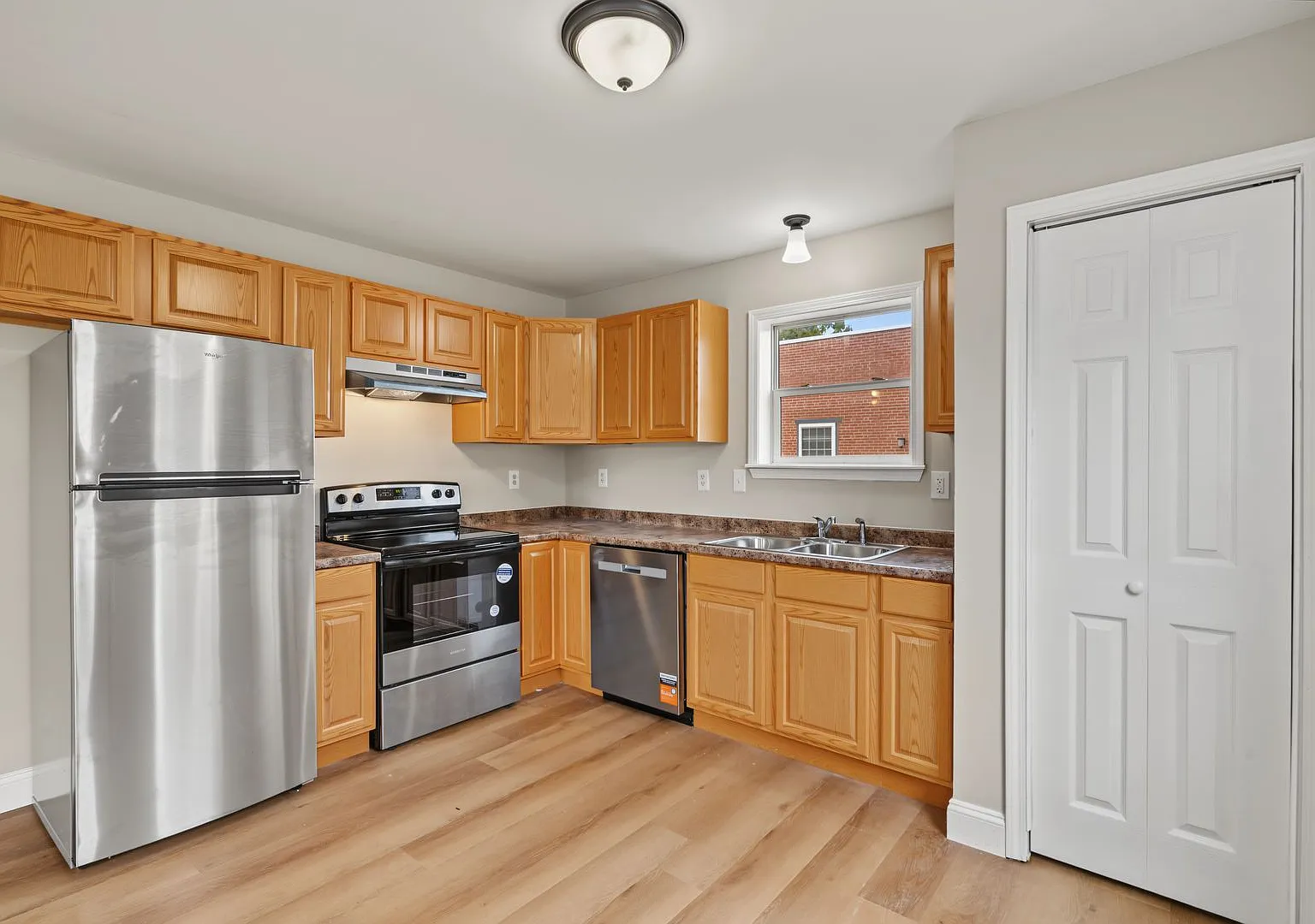 3-5 Canby St — Photo 4
